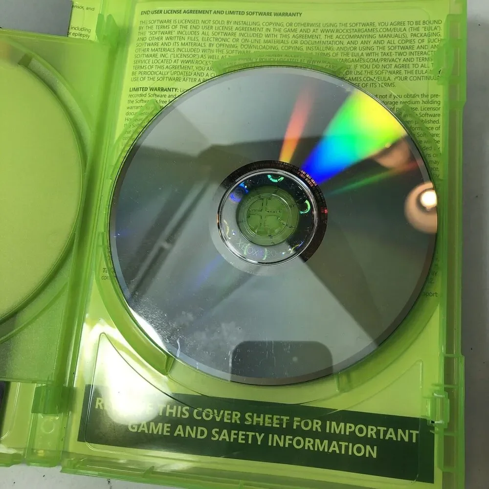 Microsoft XBox 360 Game Grand Theft Auto V 2013 2 Discs Mature‎ B4